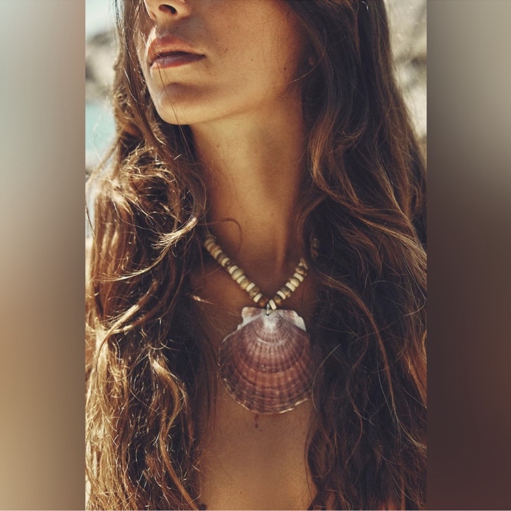 New! Free People Love Letter To The Sea Shell Necklace With Adjustable Ribbon - Picture 1 of 6